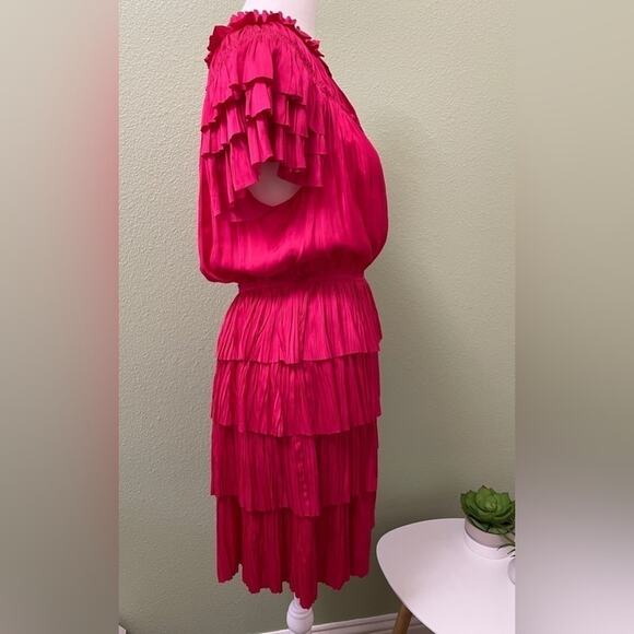 NEW ULLA JOHNSON Vesna Dress Color Orchid Size 10 Tiered Flowy Soft Beautiful - Picture 7 of 14